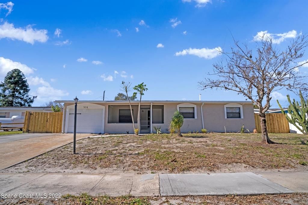 Recently Sold: $283,000 (3 beds, 2 baths, 1601 Square Feet)