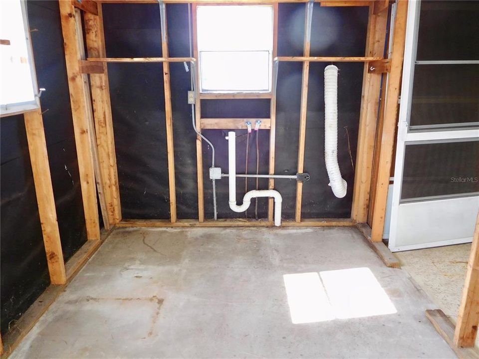 SHED/UTILITY ROOM.