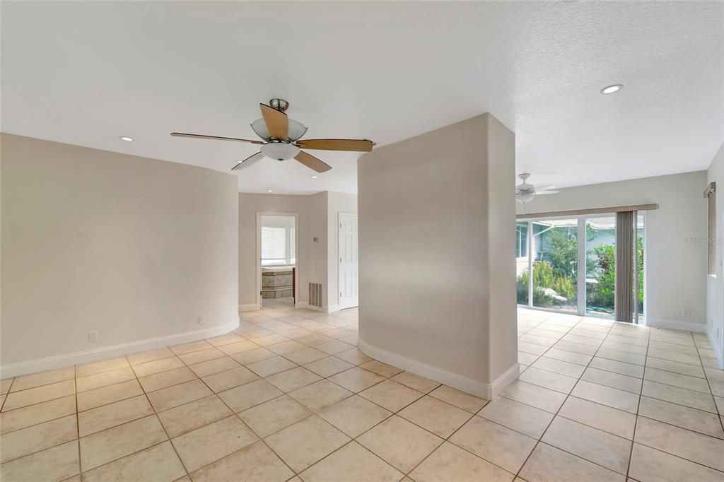 Recently Sold: $999,000 (3 beds, 3 baths, 3040 Square Feet)