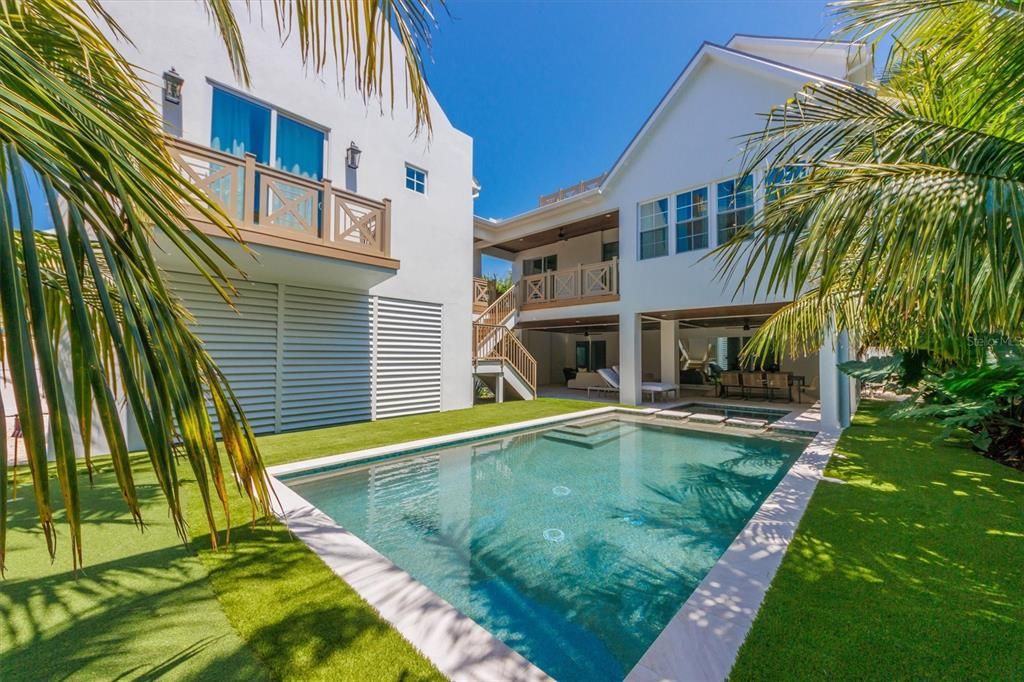 Recently Sold: $3,950,000 (4 beds, 4 baths, 2815 Square Feet)