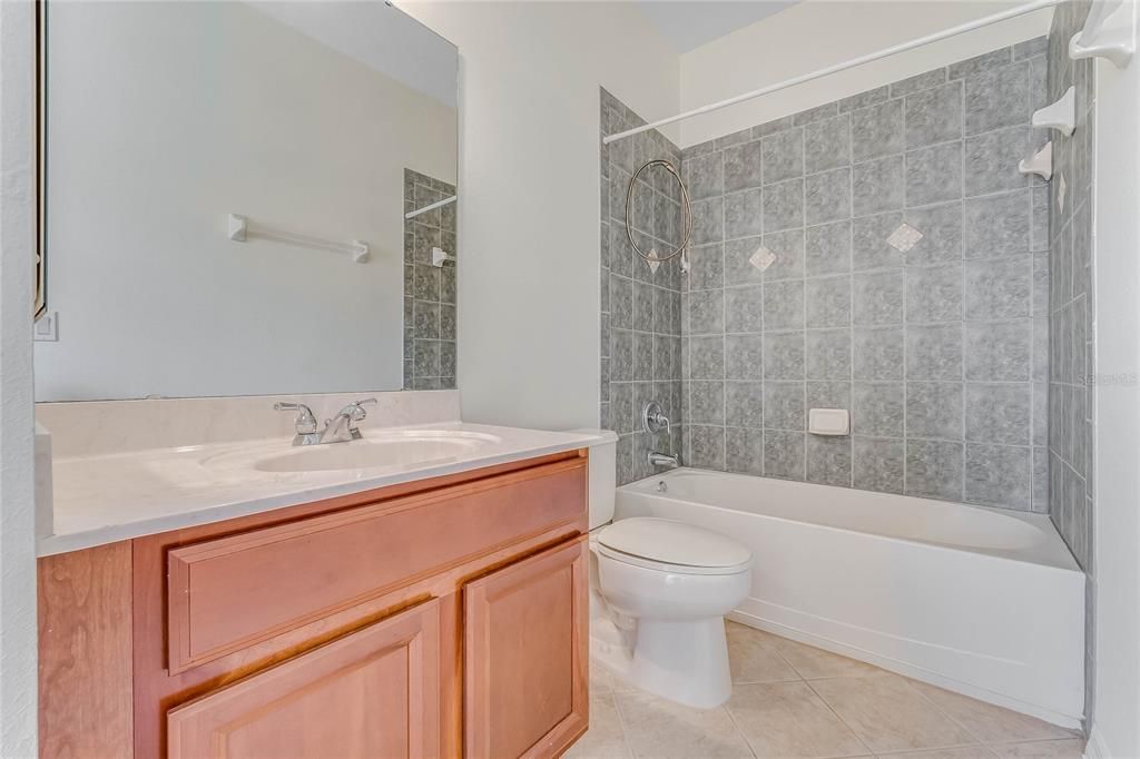 最近租的: $3,500 (5 贝兹, 4 浴室, 3225 平方英尺)