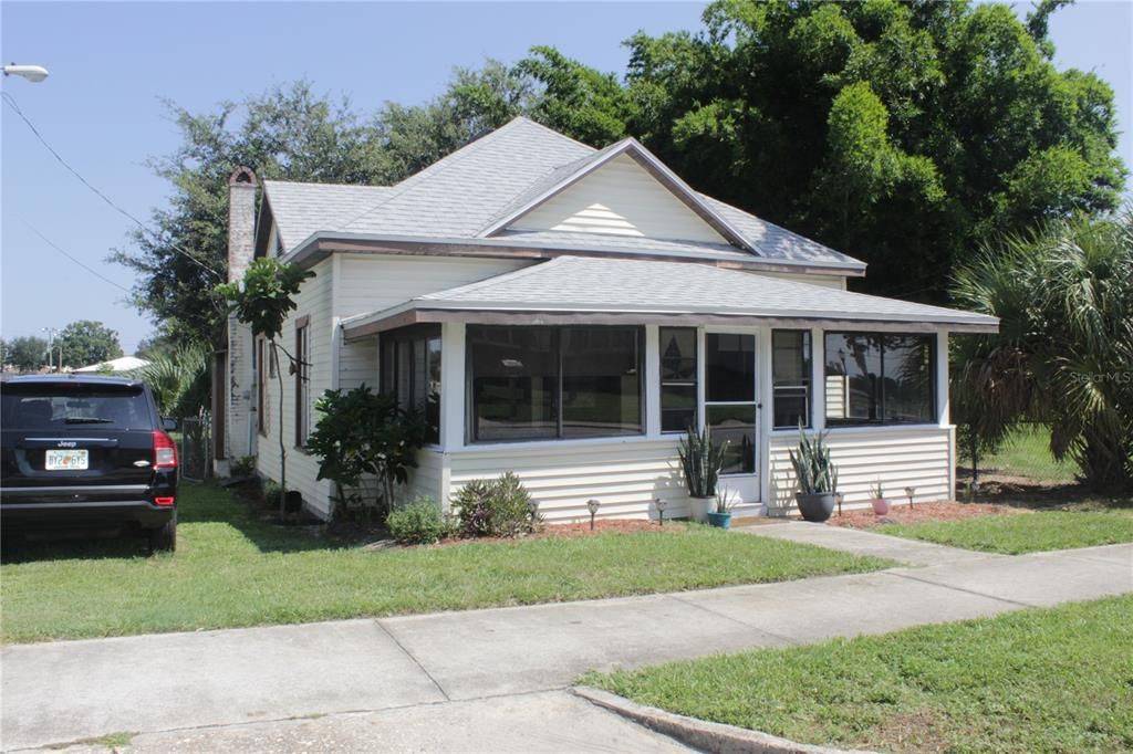 Vendido Recientemente: $139,900 (2 camas, 1 baños, 1094 Pies cuadrados)