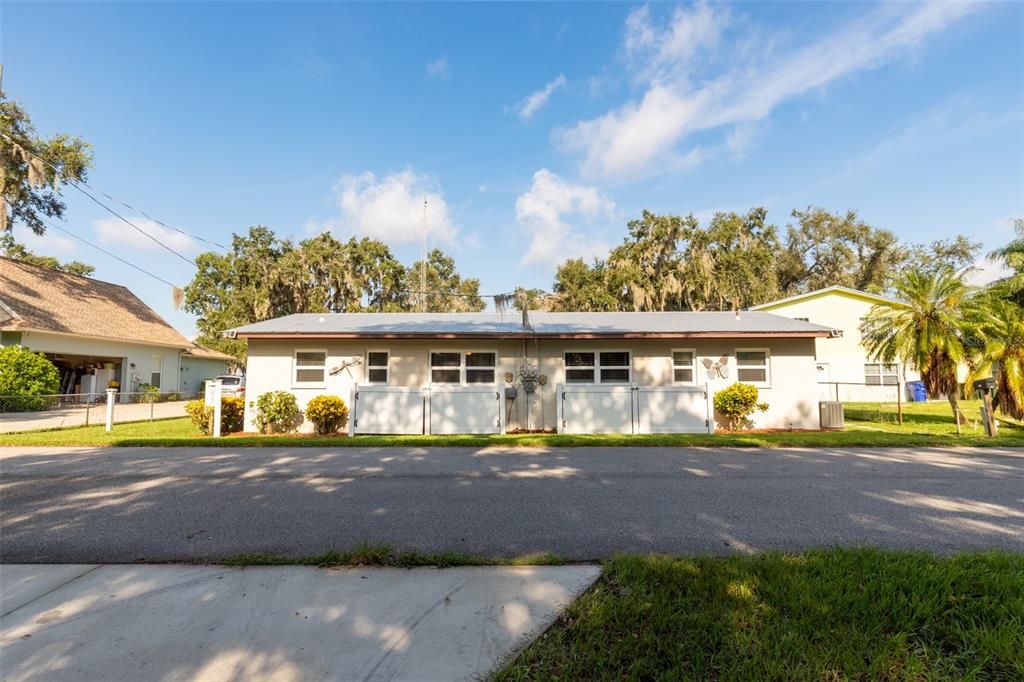 Recently Sold: $795,000 (5 beds, 0 baths, 2849 Square Feet)