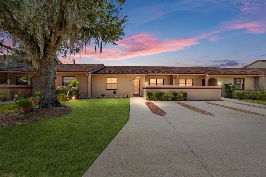 Recently Sold: $165,000 (2 beds, 2 baths, 1120 Square Feet)