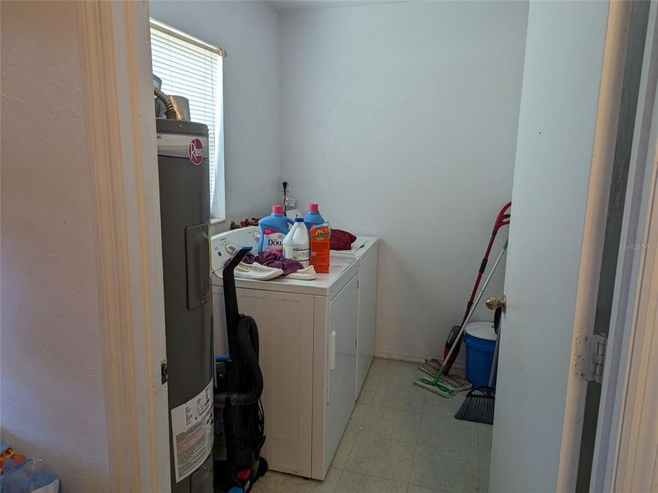 216 laundry room