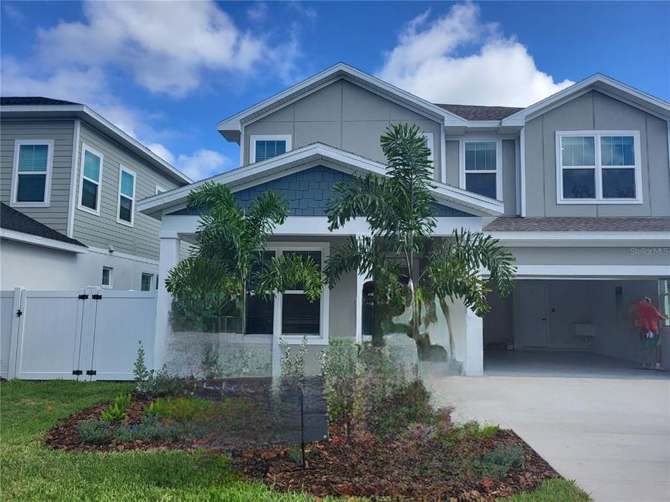 Vendido Recientemente: $920,000 (4 camas, 3 baños, 2671 Pies cuadrados)