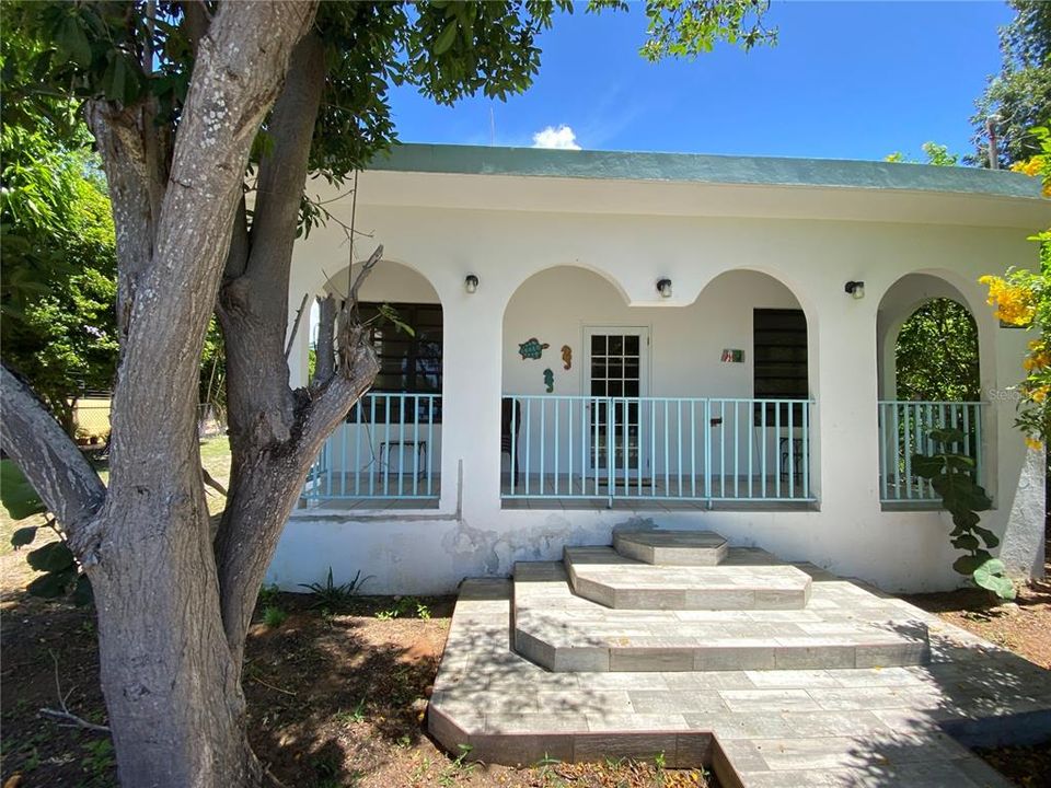 Recently Sold: $164,900 (4 beds, 1 baths, 1200 Square Feet)