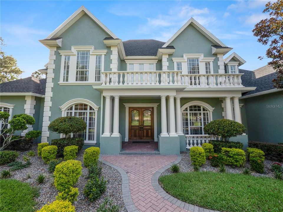 Recently Sold: $1,200,000 (5 beds, 5 baths, 4939 Square Feet)