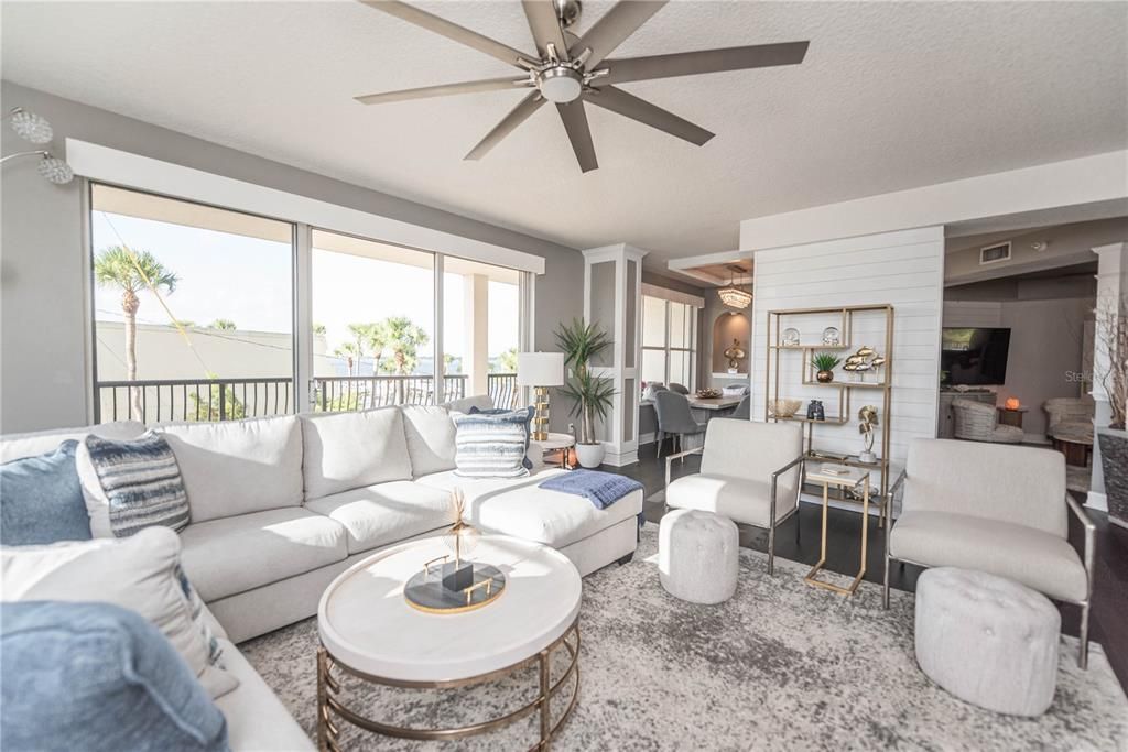 Recently Sold: $600,000 (2 beds, 2 baths, 2262 Square Feet)