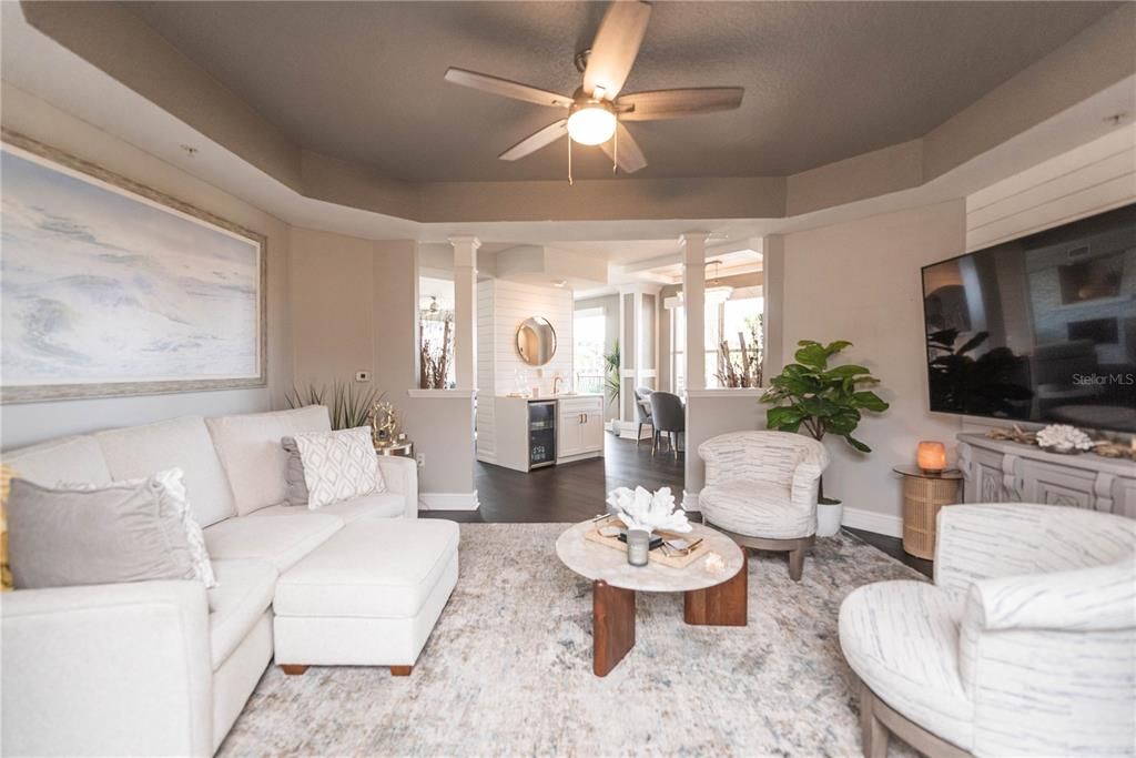 Recently Sold: $600,000 (2 beds, 2 baths, 2262 Square Feet)