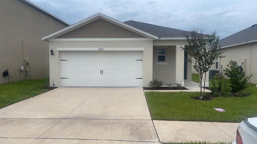 Recently Sold: $298,990 (3 beds, 2 baths, 1614 Square Feet)