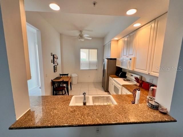 Recently Sold: $379,000 (2 beds, 2 baths, 1989 Square Feet)