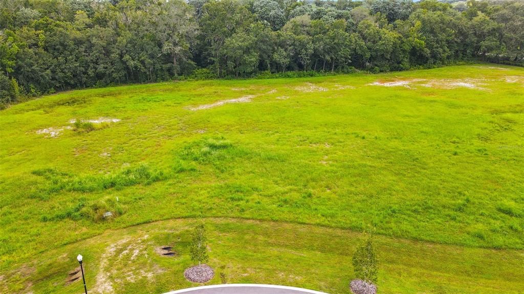 Vendido Recientemente: $1,599,000 (27.42 acres)