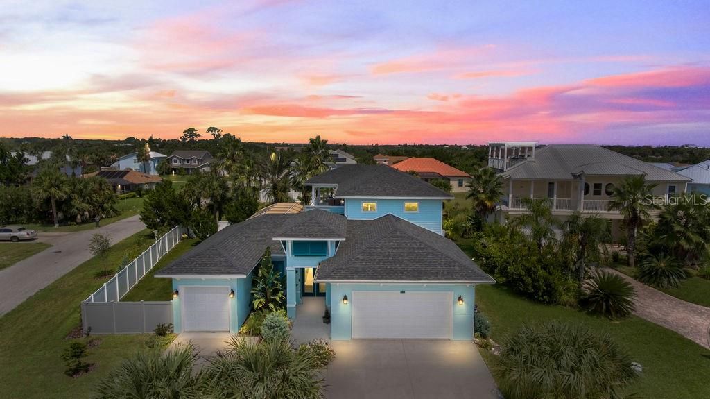 Recently Sold: $949,900 (3 beds, 3 baths, 2393 Square Feet)