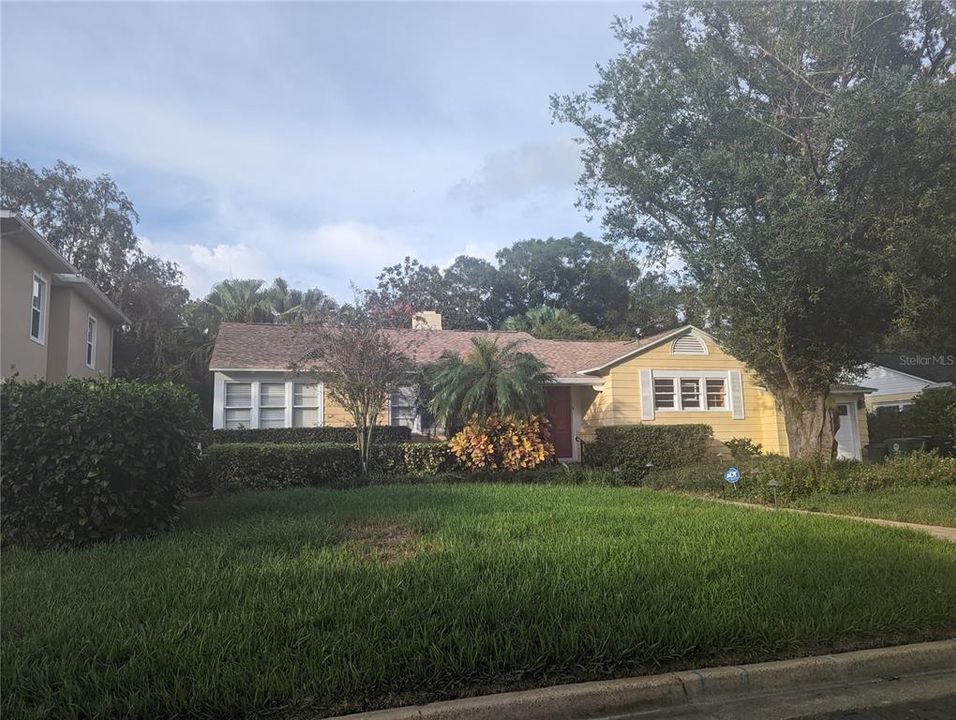 Recently Sold: $750,000 (3 beds, 2 baths, 1534 Square Feet)