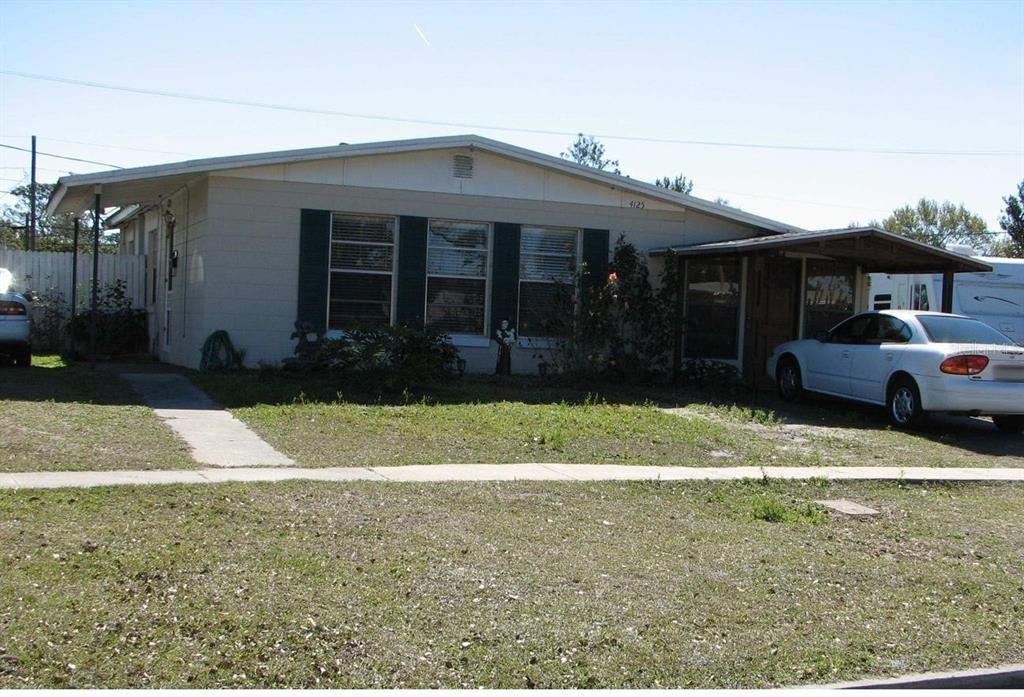 Recently Sold: $155,000 (2 beds, 1 baths, 1017 Square Feet)