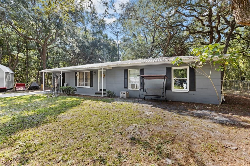 Recently Sold: $189,900 (3 beds, 1 baths, 1056 Square Feet)