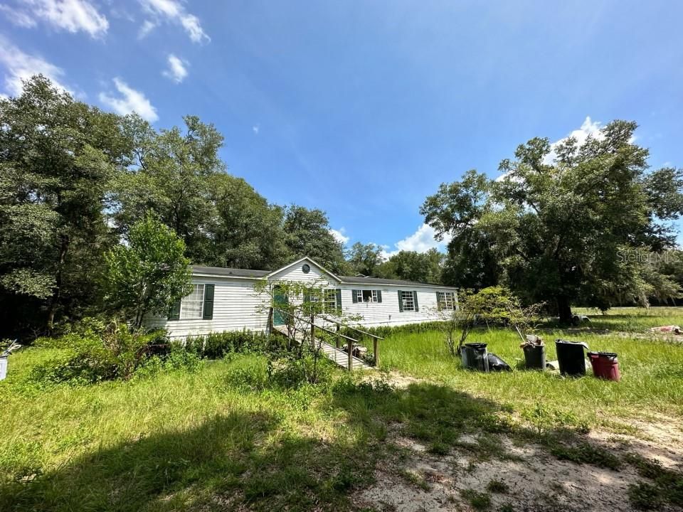 Recently Sold: $119,000 (3 beds, 2 baths, 1768 Square Feet)