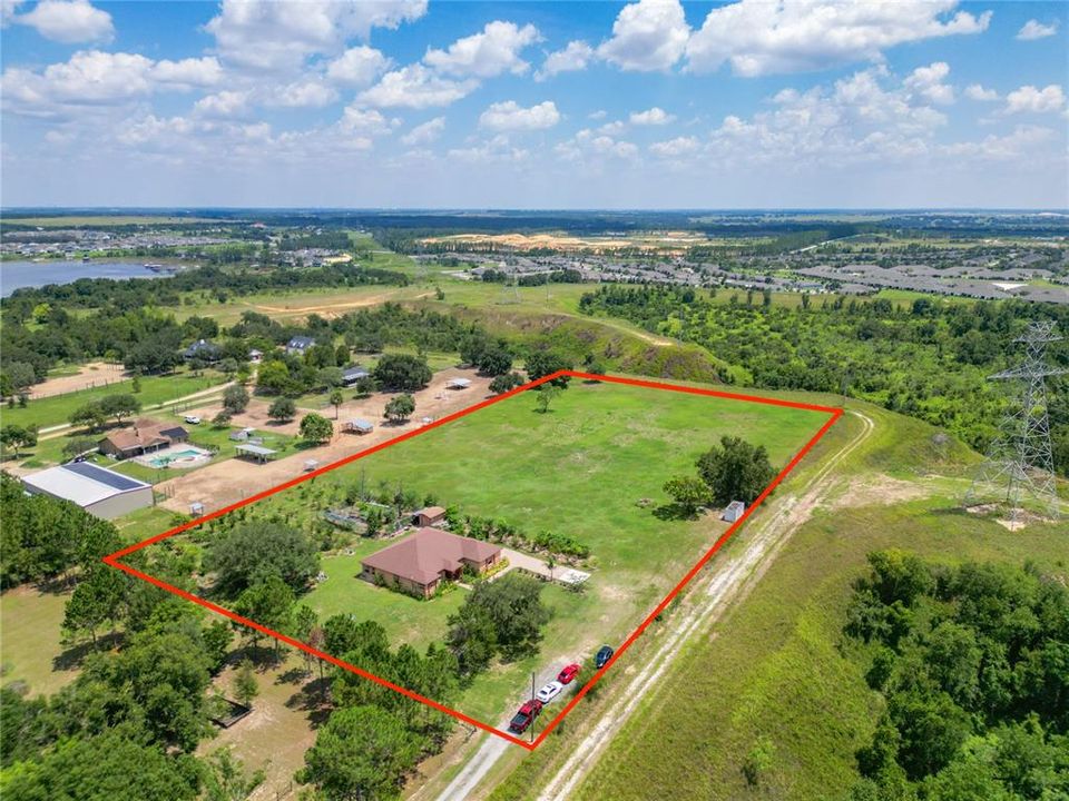 For Sale: $1,149,000 (3 beds, 2 baths, 2267 Square Feet)