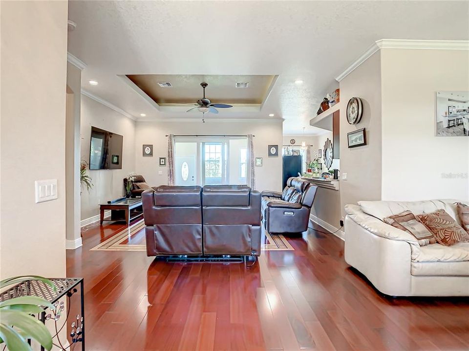 For Sale: $1,149,000 (3 beds, 2 baths, 2267 Square Feet)