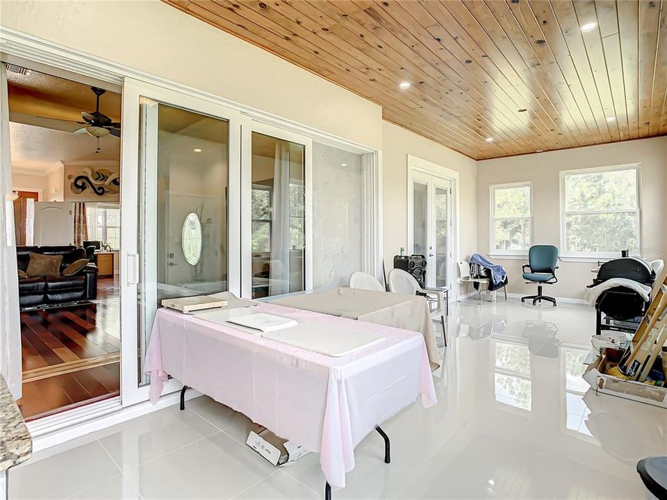 For Sale: $1,149,000 (3 beds, 2 baths, 2267 Square Feet)