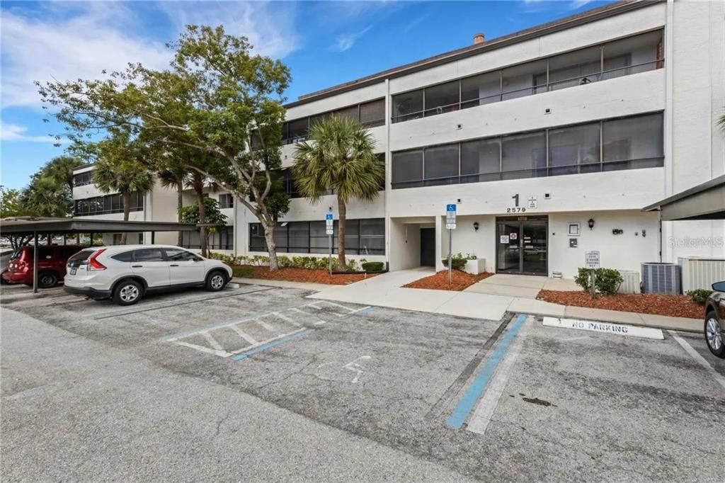 Recently Sold: $158,000 (1 beds, 1 baths, 775 Square Feet)