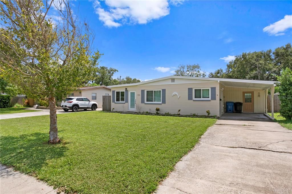 Recently Sold: $340,000 (2 beds, 1 baths, 910 Square Feet)