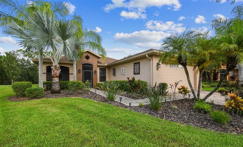 最近售出: $338,900 (2 贝兹, 2 浴室, 1581 平方英尺)