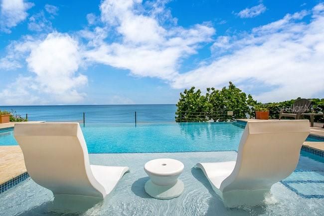 Recently Sold: $1,595,000 (4 beds, 4 baths, 3174 Square Feet)