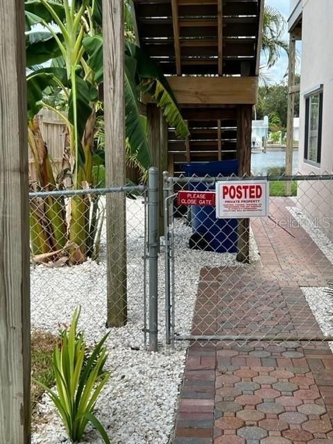 For Rent: $4,200 (3 beds, 2 baths, 2878 Square Feet)