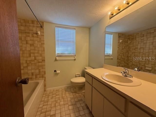 For Rent: $4,200 (3 beds, 2 baths, 2878 Square Feet)