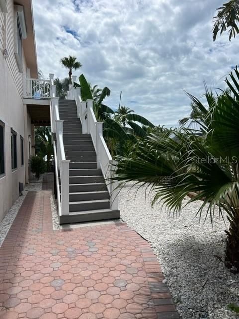 For Rent: $4,200 (3 beds, 2 baths, 2878 Square Feet)