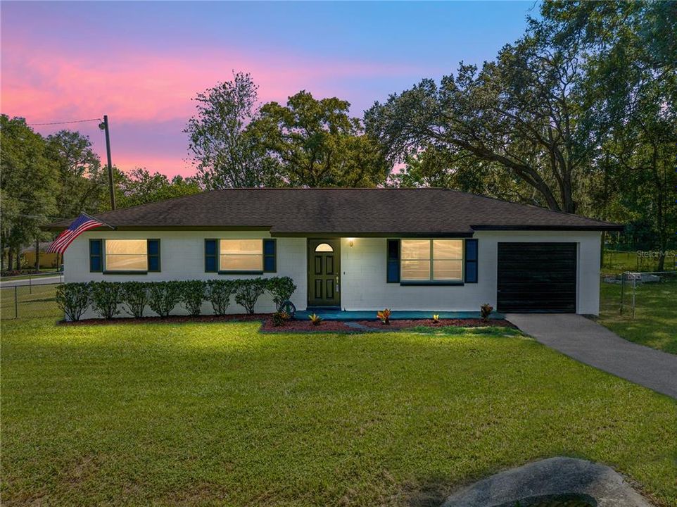 Recently Sold: $249,900 (3 beds, 1 baths, 1008 Square Feet)
