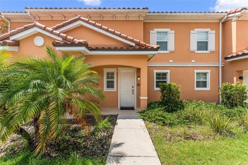 Recently Sold: $320,000 (2 beds, 2 baths, 1350 Square Feet)