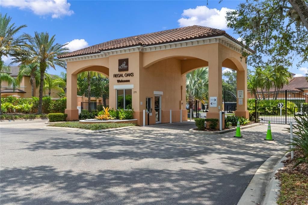 Recently Sold: $320,000 (2 beds, 2 baths, 1350 Square Feet)