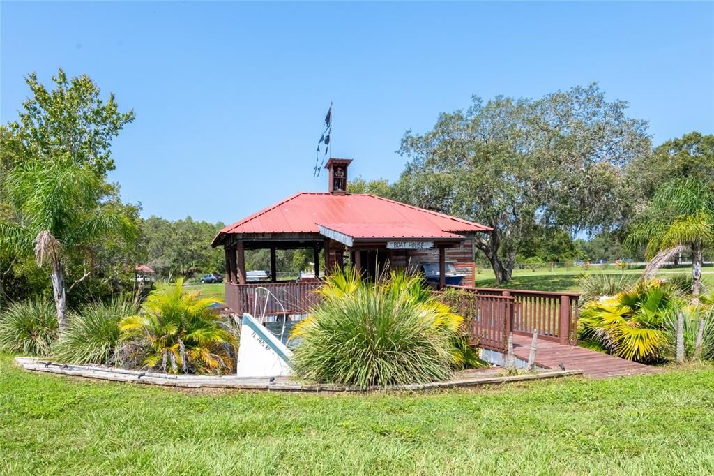 На продажу: $1,800,000 (3 спален, 2 ванн, 2252 Квадратных фут)