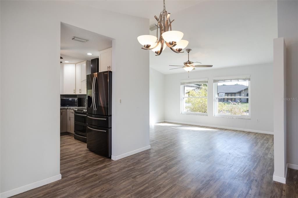 Active With Contract: $474,900 (4 beds, 2 baths, 2139 Square Feet)