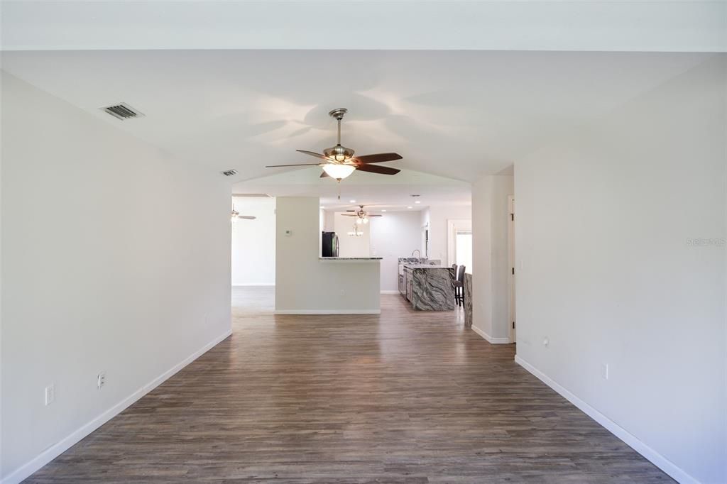 Active With Contract: $474,900 (4 beds, 2 baths, 2139 Square Feet)