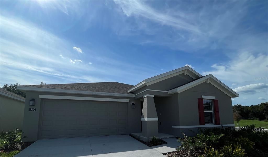 Recently Rented: $2,150 (3 beds, 2 baths, 1555 Square Feet)