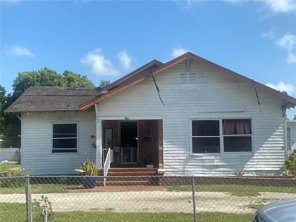 Recently Sold: $80,000 (3 beds, 2 baths, 2777 Square Feet)