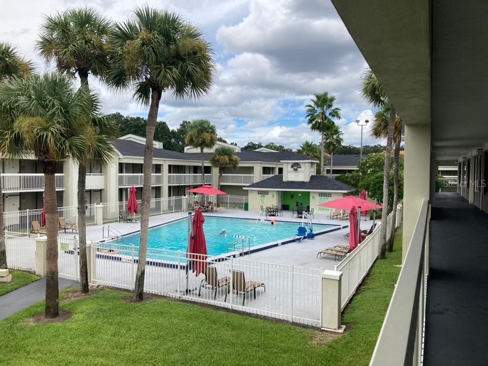 Recently Sold: $120,000 (1 beds, 1 baths, 325 Square Feet)