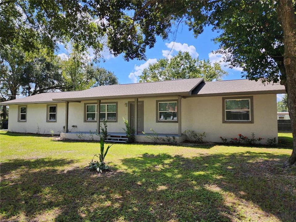 Recently Sold: $369,000 (3 beds, 2 baths, 1624 Square Feet)