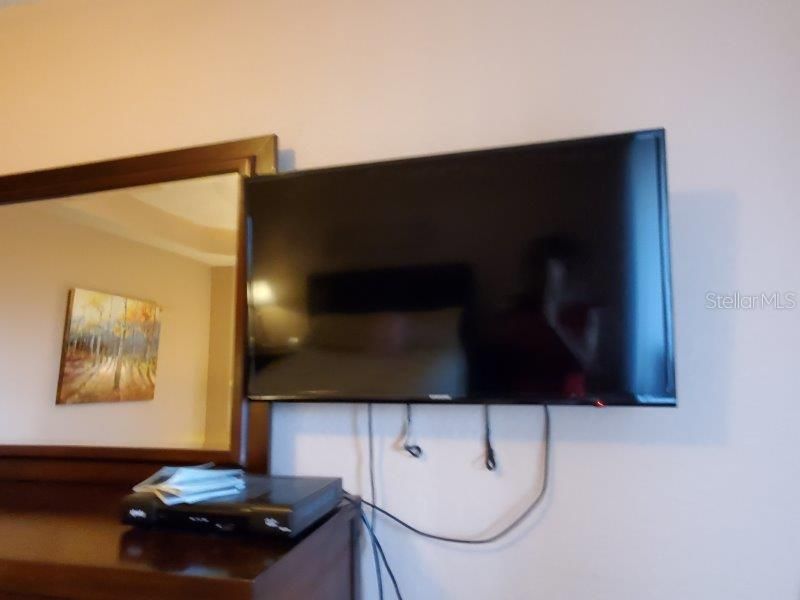 For Rent: $3,800 (2 beds, 2 baths, 1351 Square Feet)