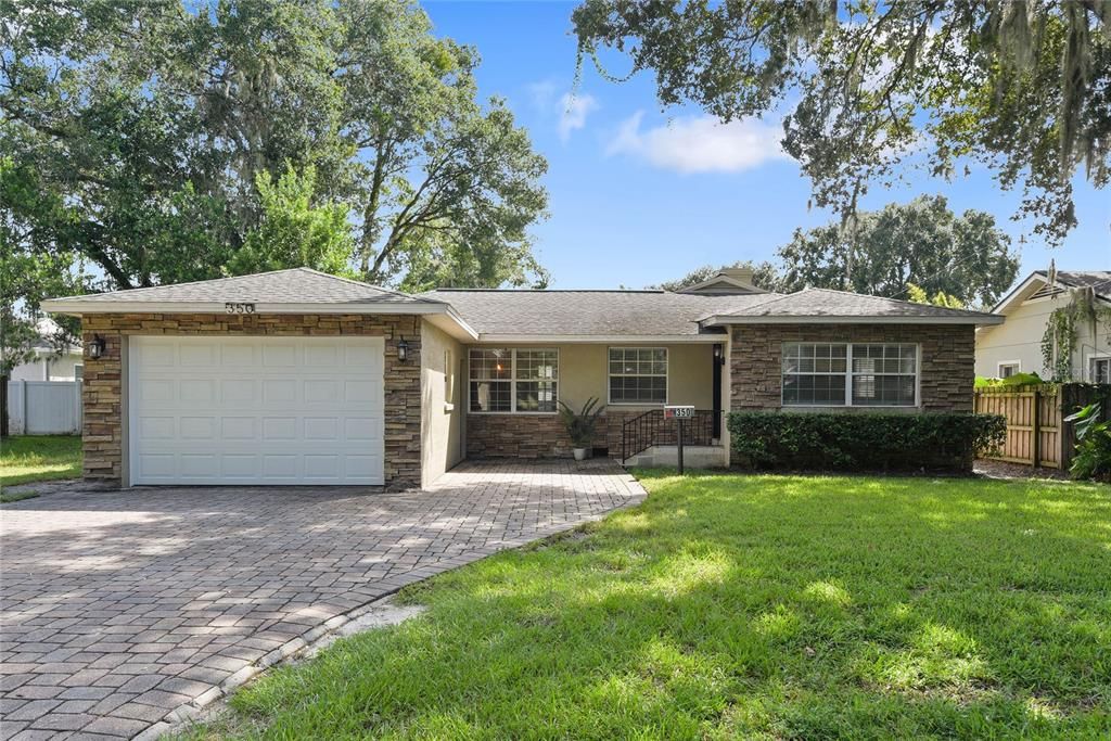 Vendido Recientemente: $699,000 (4 camas, 3 baños, 2267 Pies cuadrados)