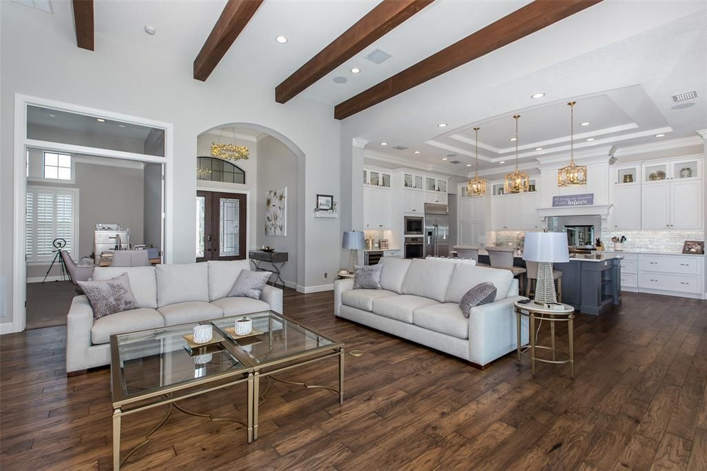 Recently Sold: $2,150,000 (5 beds, 5 baths, 4592 Square Feet)