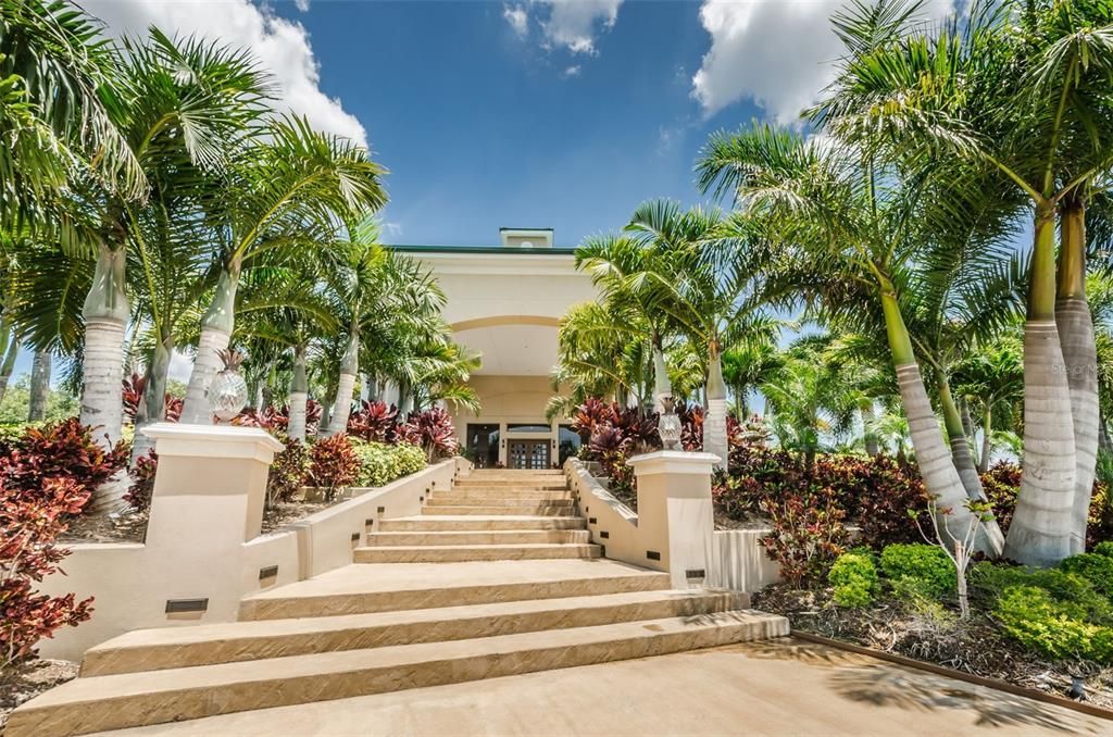 Recently Sold: $1,225,000 (4 beds, 4 baths, 3838 Square Feet)