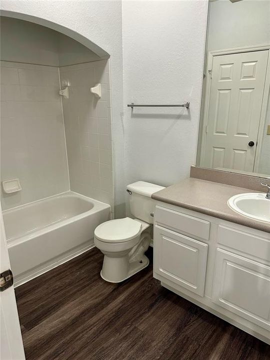 最近租的: $1,995 (2 贝兹, 2 浴室, 1182 平方英尺)