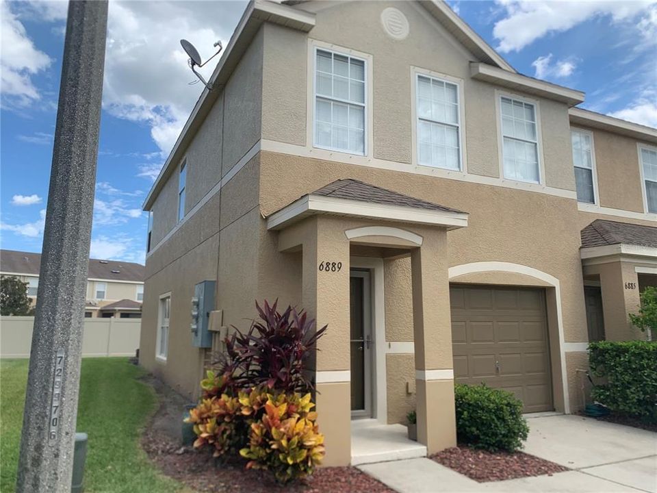 Recently Sold: $359,000 (3 beds, 2 baths, 1500 Square Feet)