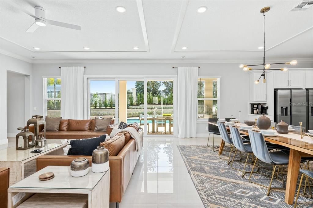 Active With Contract: $2,250,000 (9 beds, 8 baths, 4590 Square Feet)