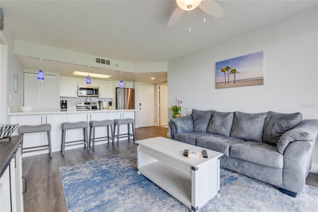 Recently Sold: $575,000 (2 beds, 2 baths, 772 Square Feet)